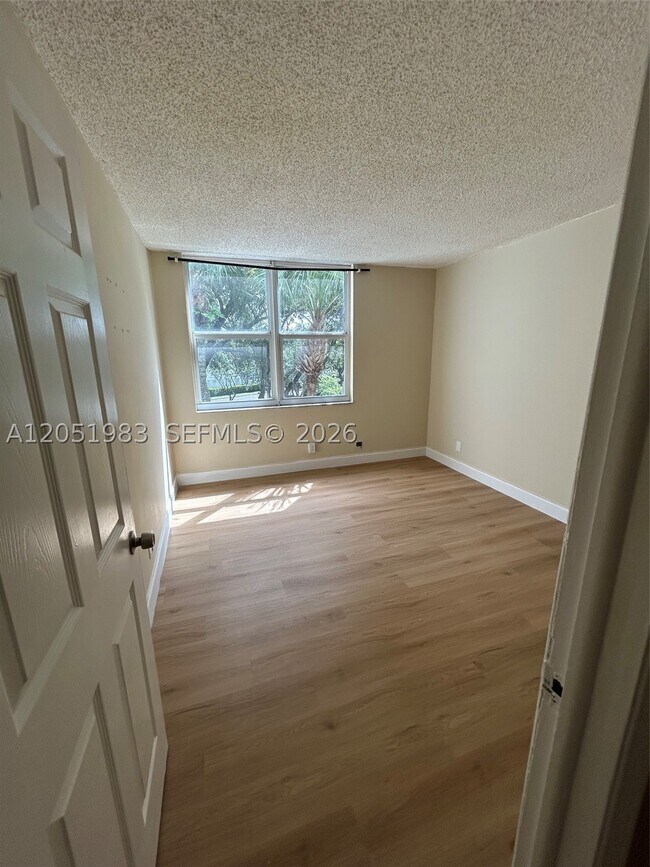 Photo - 9461 Evergreen Pl Unit 303