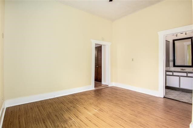 Photo - 2115 Radcliffe St