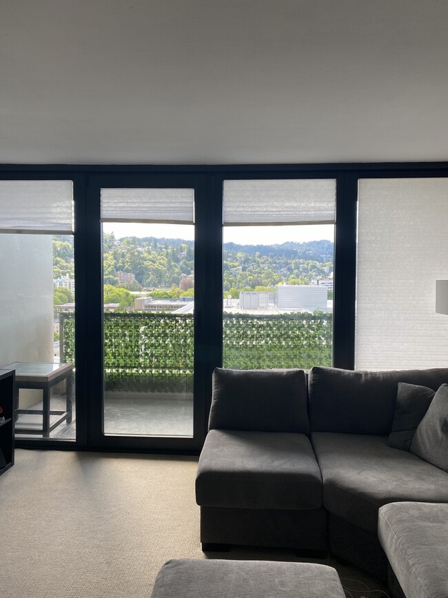 Photo - 255 SW Harrison St