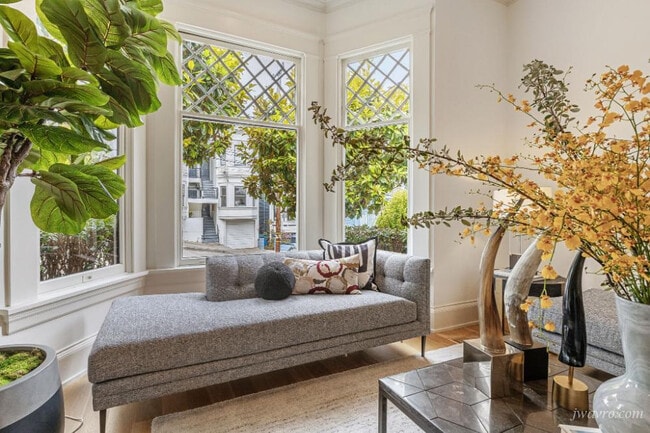 Photo - 251 Collingwood St