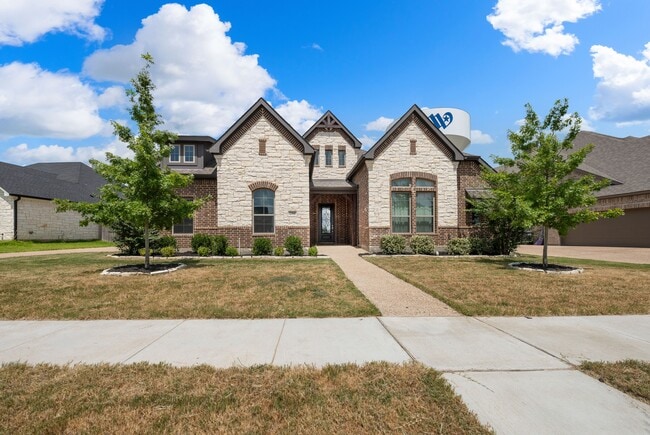 Building Photo - 2308 Paddington Way