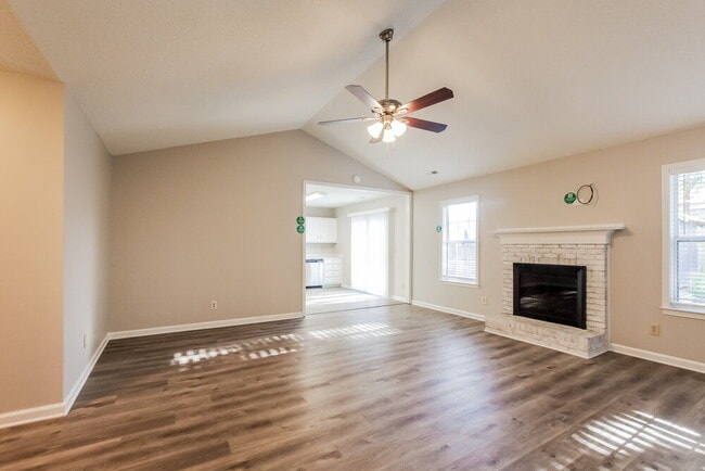 Photo - 4009 Beaverbrook Dr