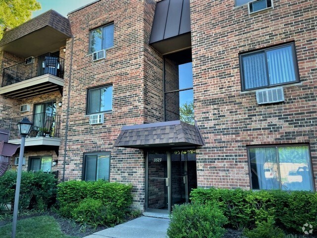 Building Photo - 3523 Central Rd Unit 302 Rental