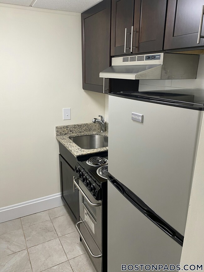 Photo - 62 Boylston St Unidad 217