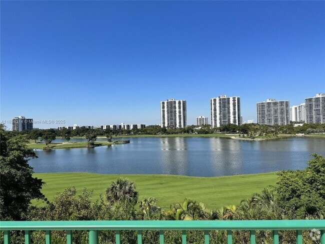 Building Photo - 19900 E Country Club Dr Unit 1218 Rental