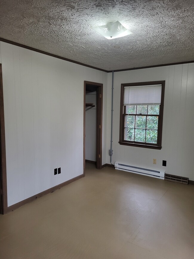 Photo - 1412 Deck Hill Rd