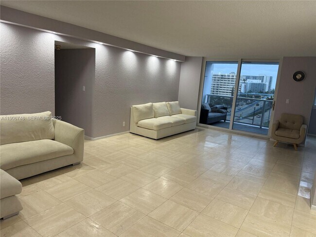 Photo - 1880 S Ocean Dr Unit 704