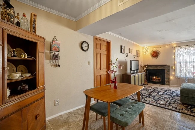 Dining Area - 2501 W Zia Rd Unit 10212