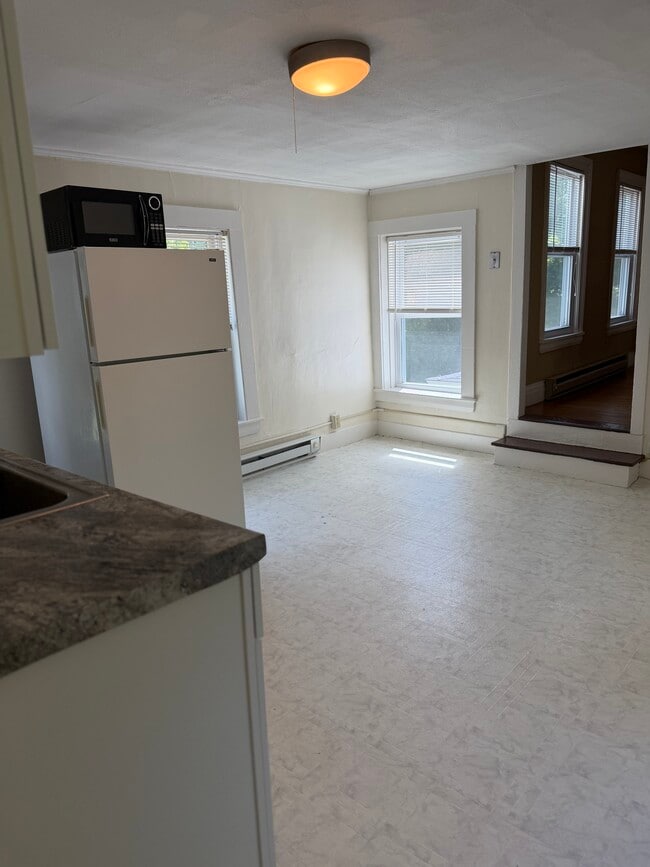 Photo - 103 Pleasant St Unit 2