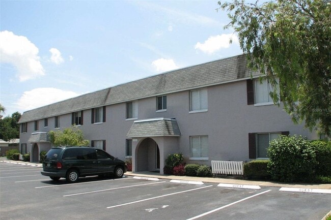 Building Photo - 525 Conway Rd Unit 220