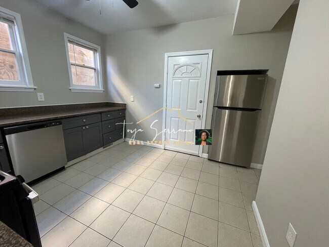 Photo - 68 Bellevue St Unidad 2