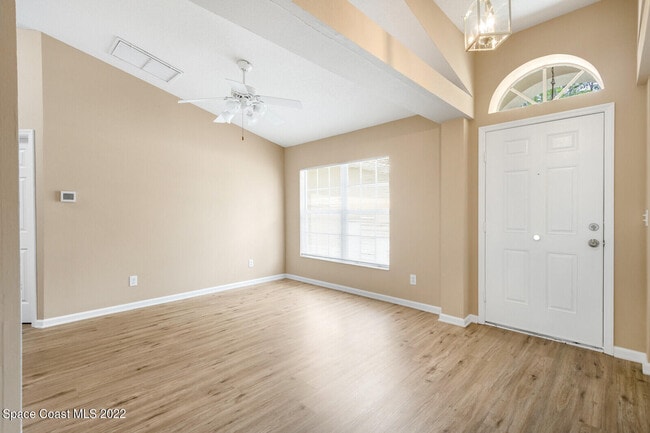 Photo - 163 Abello Rd SE