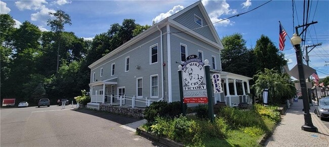 Photo - 158 Greenwood Ave Unit 202