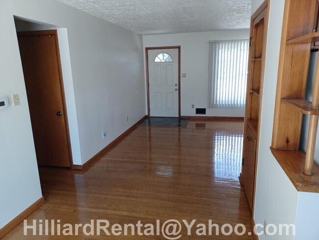 Photo - 5175 Scioto Darby Rd