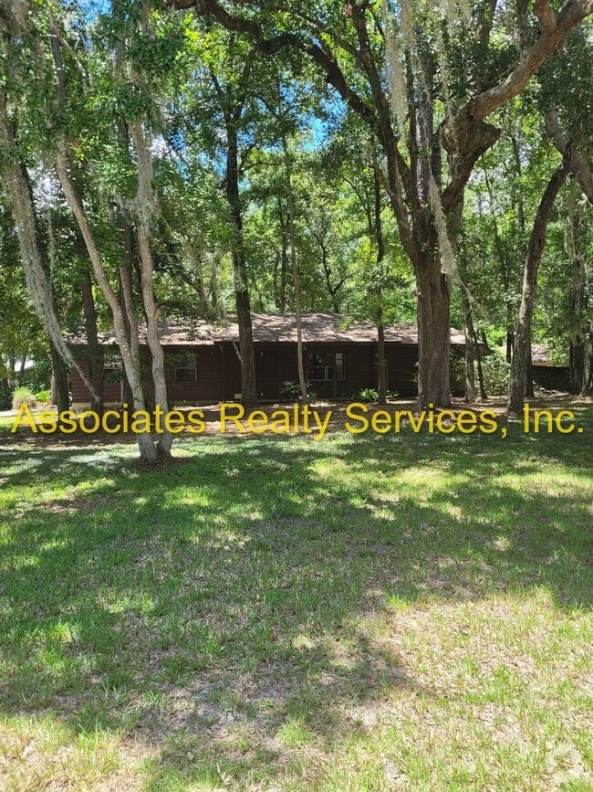 Building Photo - Cute Home In Deer Run, 3br /2ba!!!!!!
