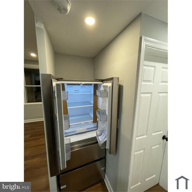 1926 Naylor Rd SE Unit # 1