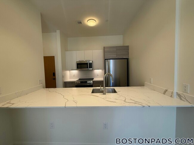 Photo - 1079 Commonwealth Ave Unit 306