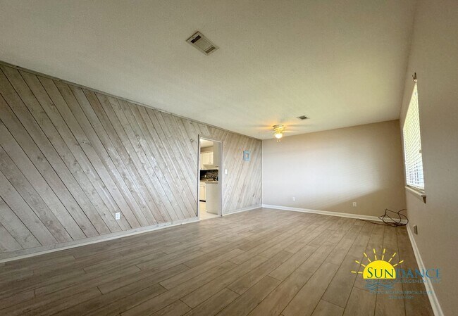 Photo - Renovated Waterfront Condo in Fort Walton ... Unit B-9