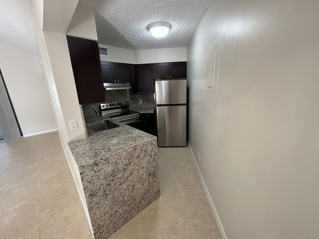 Photo - 211 Lake Pointe Dr Unit 213