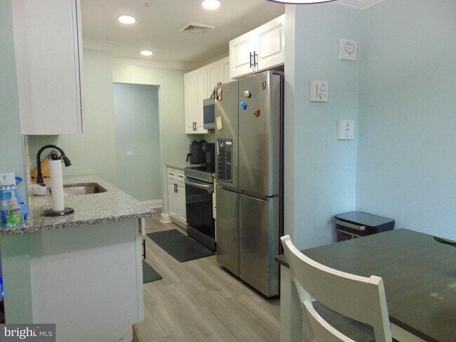 Photo - 7903 Badenloch Way Unit 203
