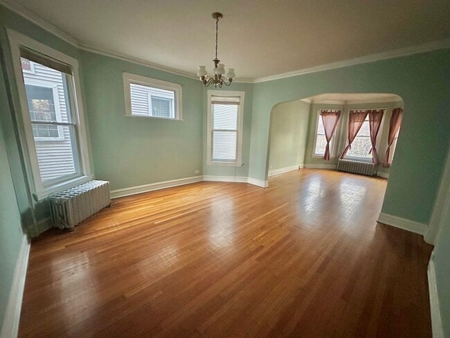 Photo - 1340 W Rosedale Ave Unit 1