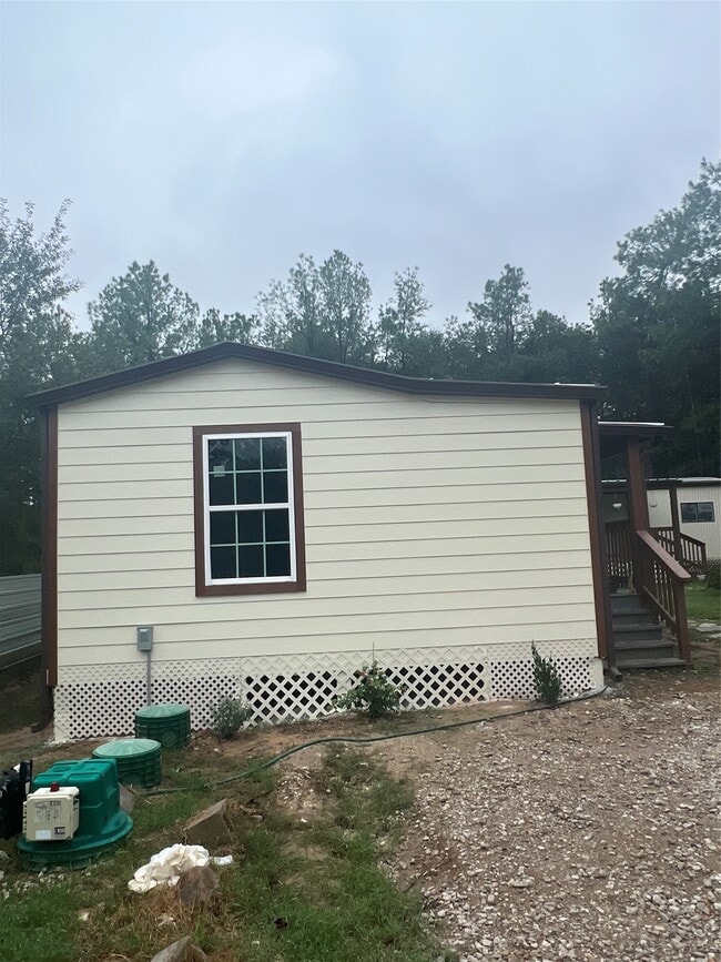 Building Photo - 8458 Sweetleaf Ln