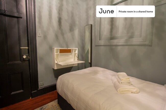 Photo - Room in Shared 4 bed/1 bath home Unit 1B