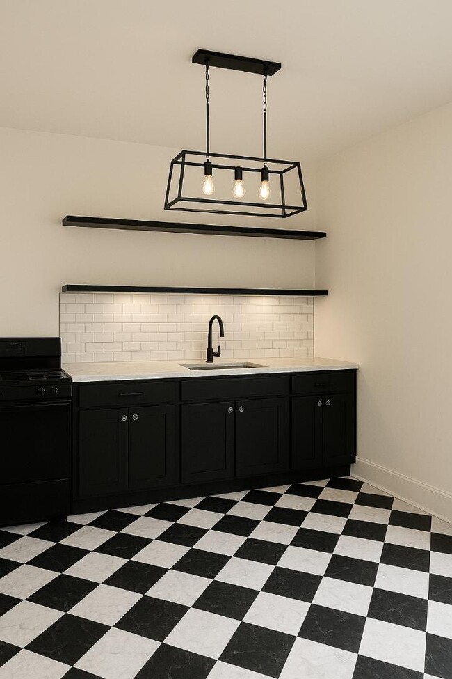 Photo - 126 Dawes Ave