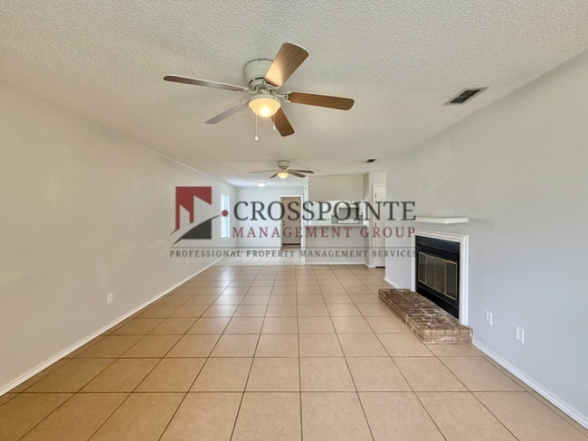 Photo - Charming 2 Bed, 1 Bath Duplex!