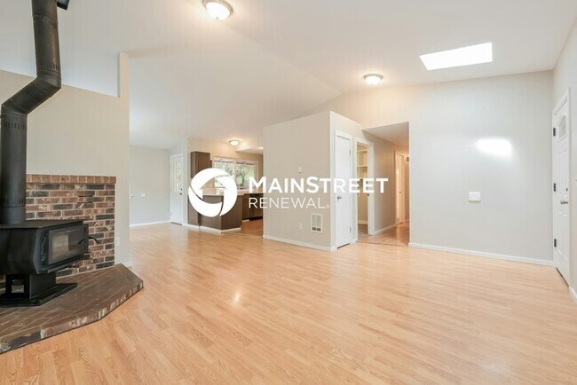 Photo - 3 Bedroom Pet-Friendly Home in Puyallup, W...