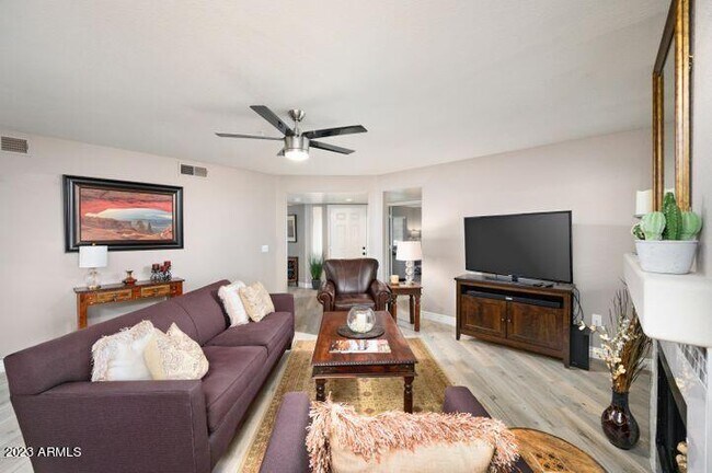 Photo - 9736 N 95th St Unit 125