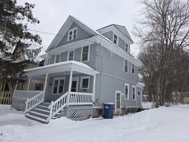 Photo - 3714 S Salina St