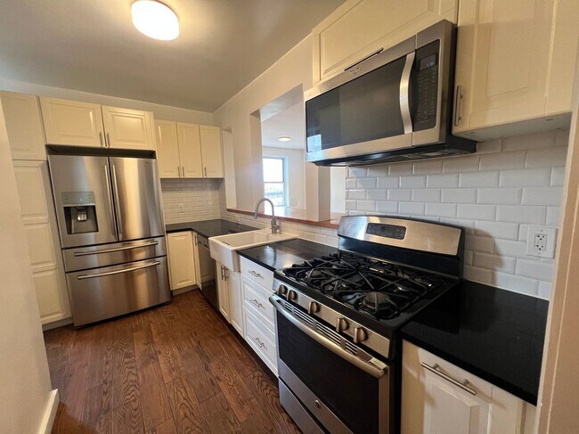 Photo - 50 Kenilworth Pl Unit 3A