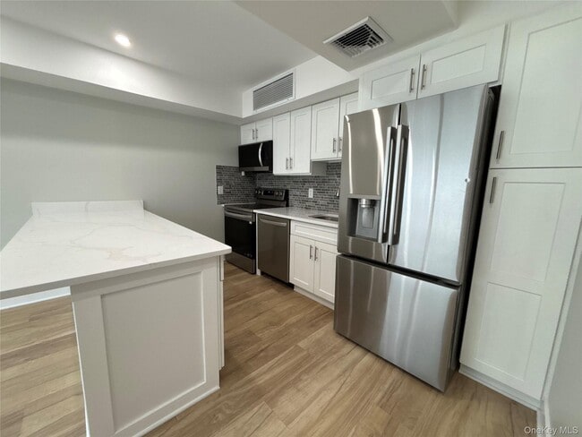 Photo - 21 Prime Ave Unit 1