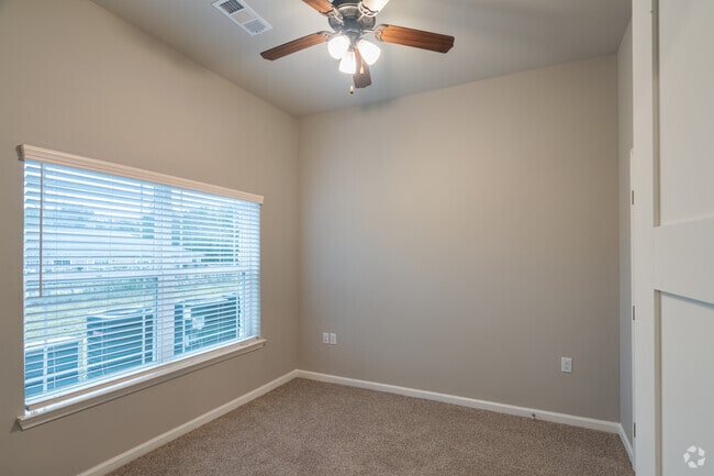 2HAB, 1BA - 855 ft² - Beaumont Trails