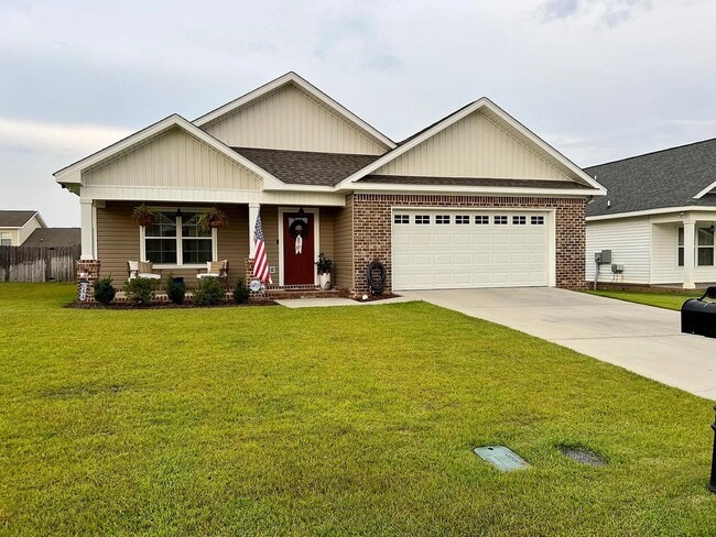 Photo - 117 Longleaf Ln House