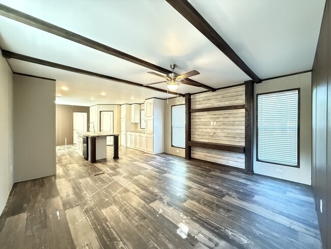 Photo - 123 Norene St