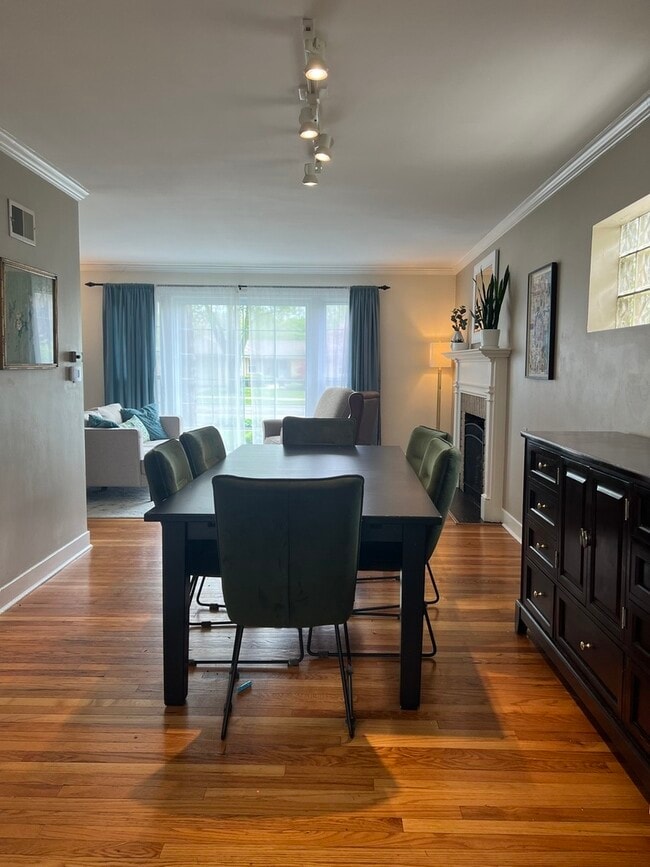 Photo - 4716 Wolf Rd