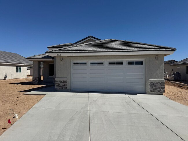 Brand New 3 bedroom home with 2 car garage... - Brand New 3 bedroom home with 2 car garage...