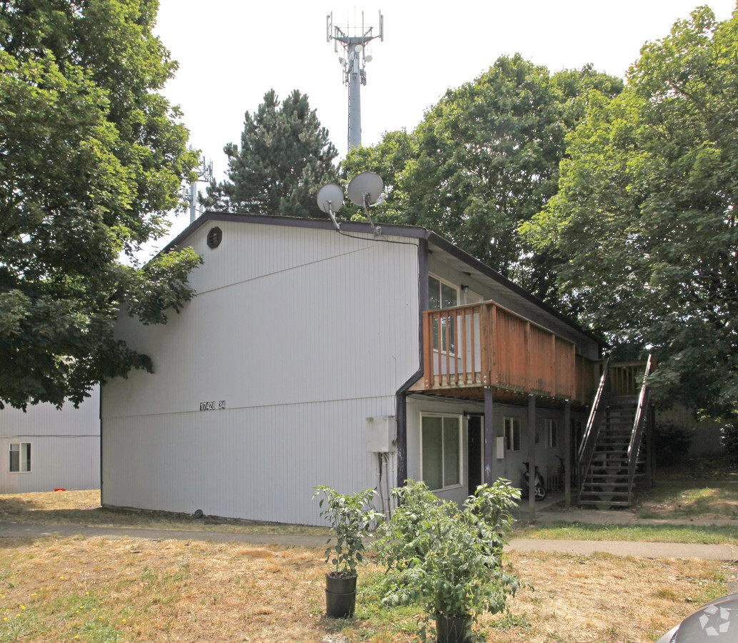 Photo - Glen Gardens Apartments