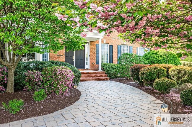 5 Erin Ct