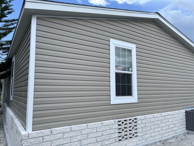 156 Bauer Dr
