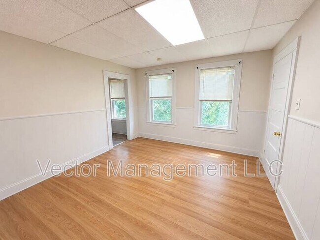 Photo - 116 Rennell St