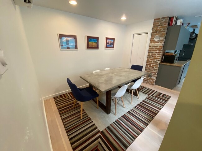 Photo - 542 N Black Ave