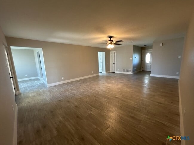 Photo - 316 Timber Ridge Dr