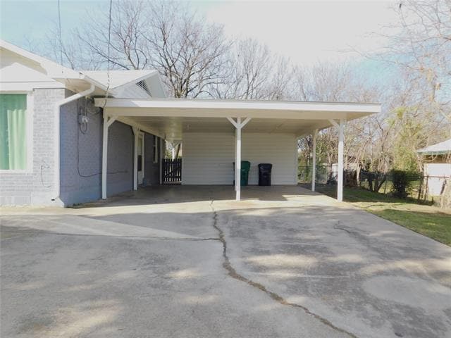 Photo - 819 Thomas St