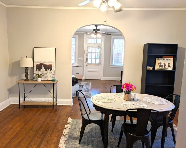 Photo - 1910 Madison Ave