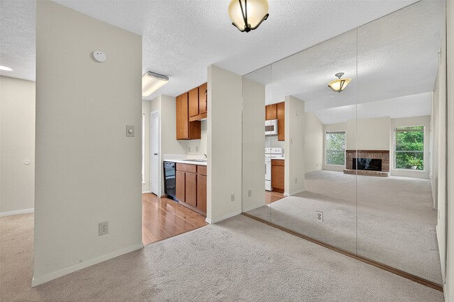 Photo - 7900 N Stadium Dr