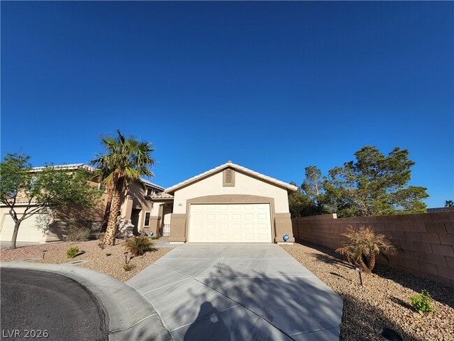 Photo - 300 Vilberti Ct