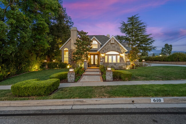 Photo - 618 Sinaloa Rd